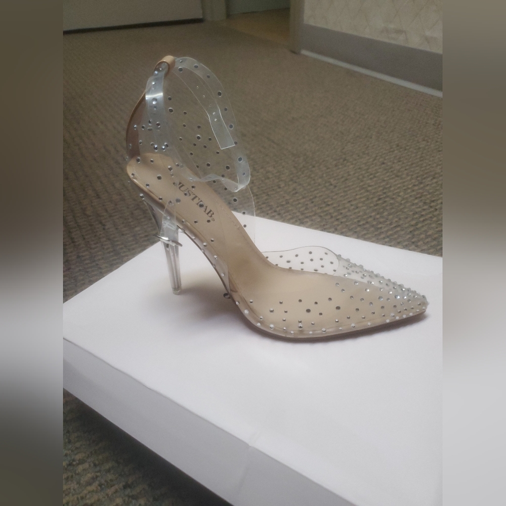 Cinderella Slipper,never worn